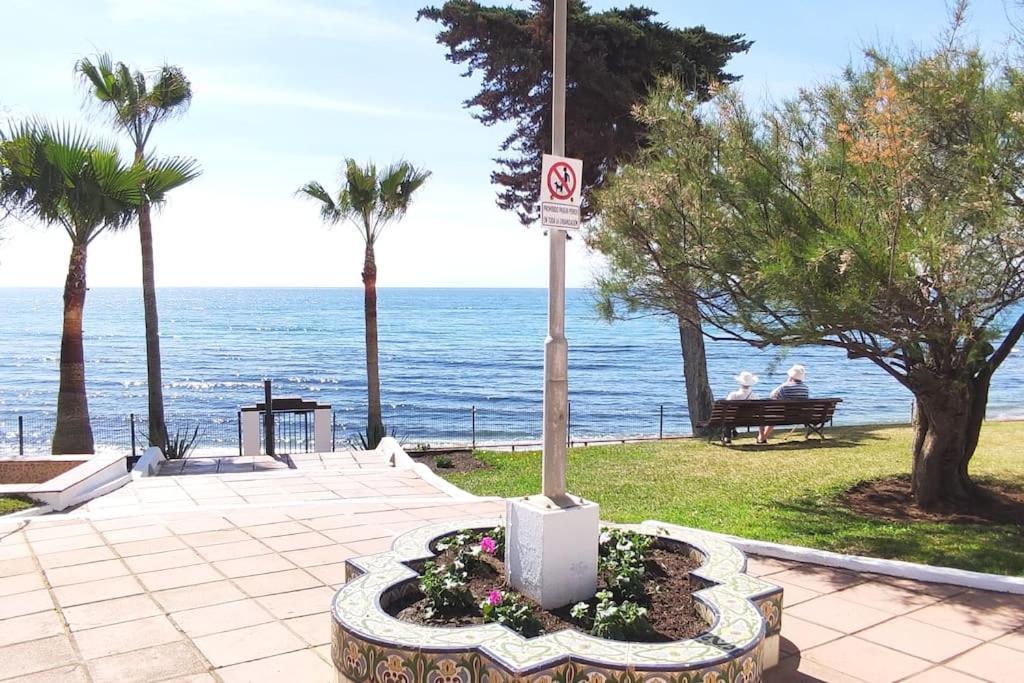 Algaida Beachfront - Seaview Studio Costa Del Sol Apartment Sitio de Calahonda Exterior foto